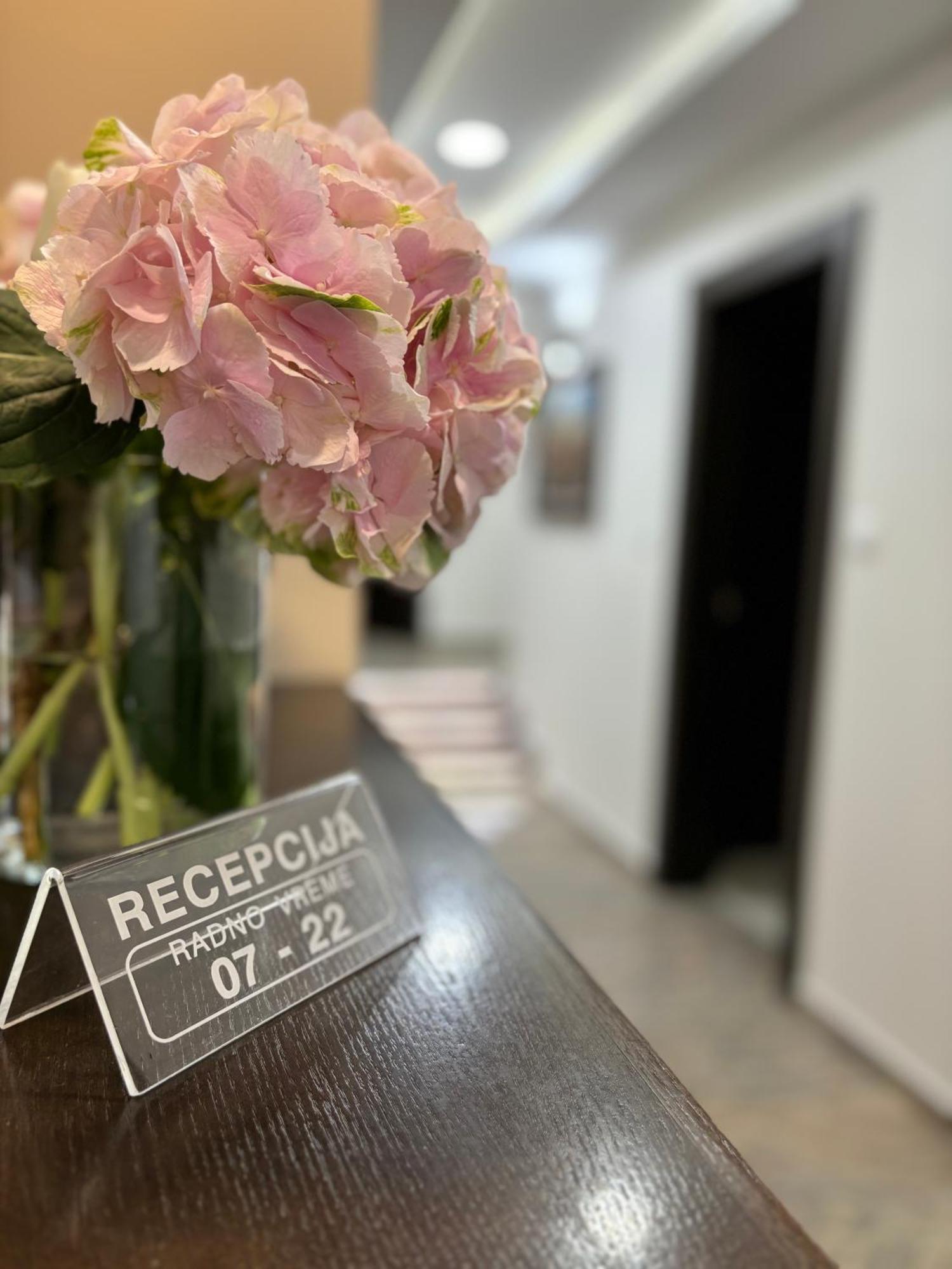 Bed and Breakfast Atrium Сремска-Митровица Экстерьер фото
